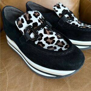 Softwaves Alina Leopard Print Black Women's Shoes